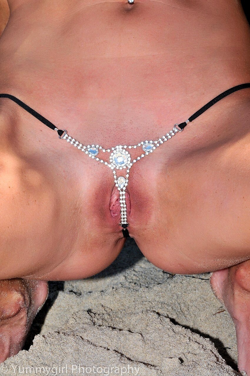 Thong Pussy
