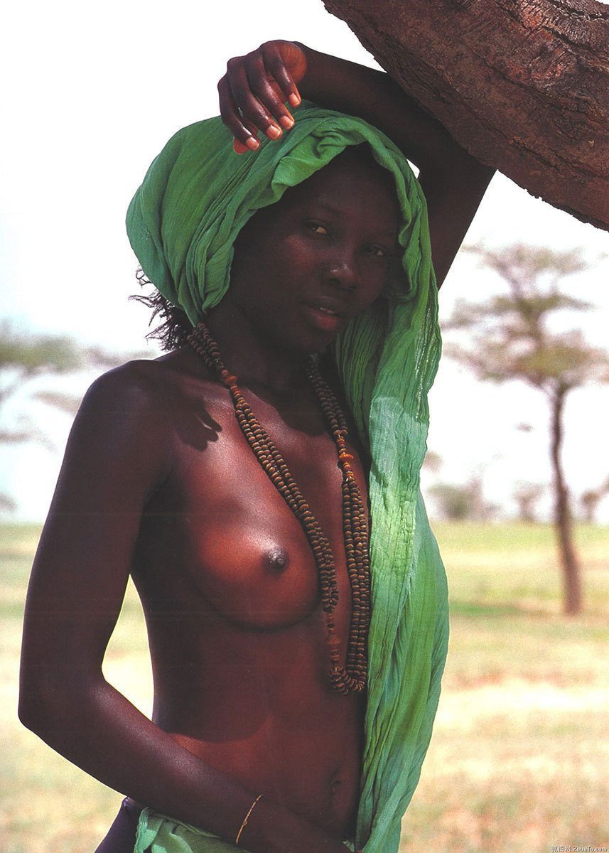 Naked Africa Women