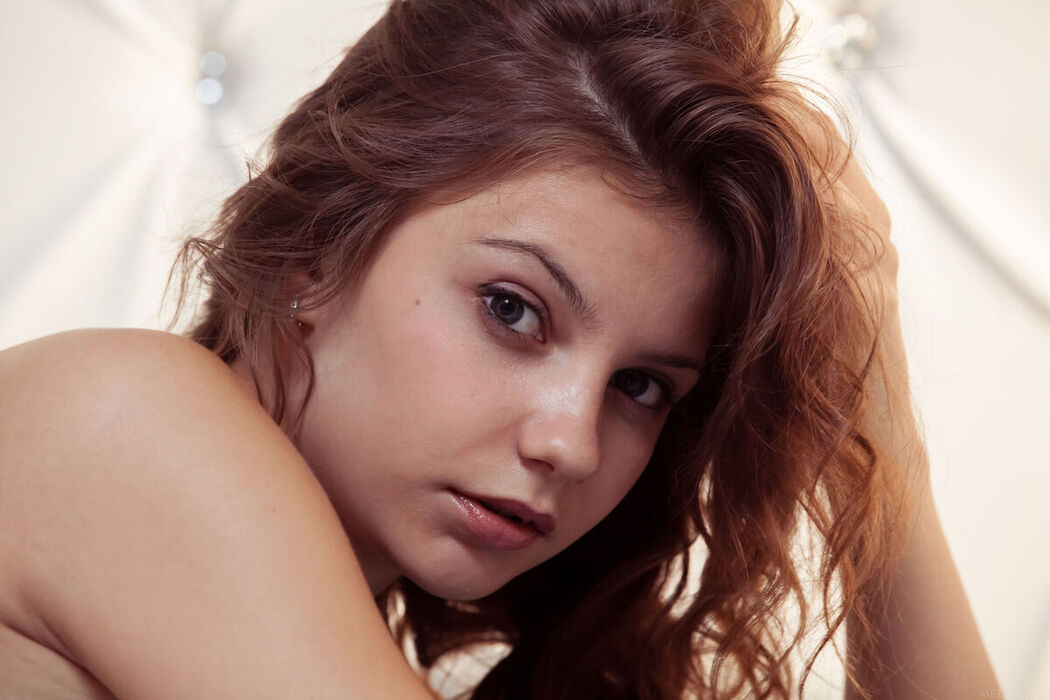 MetArt Emma Sweet – Kinere Part1