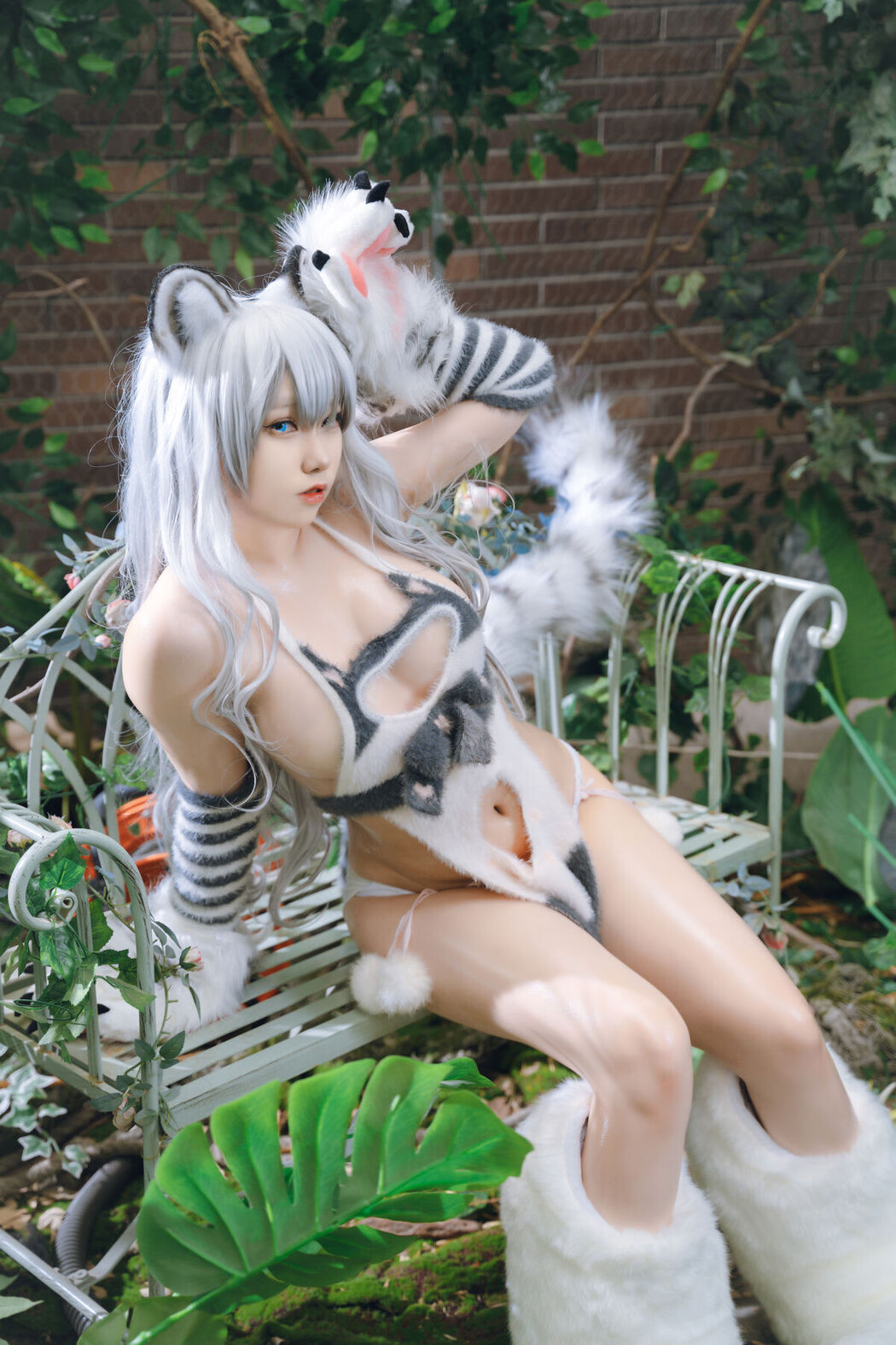 Coser@一北亦北 – 白虎兽娘福瑞