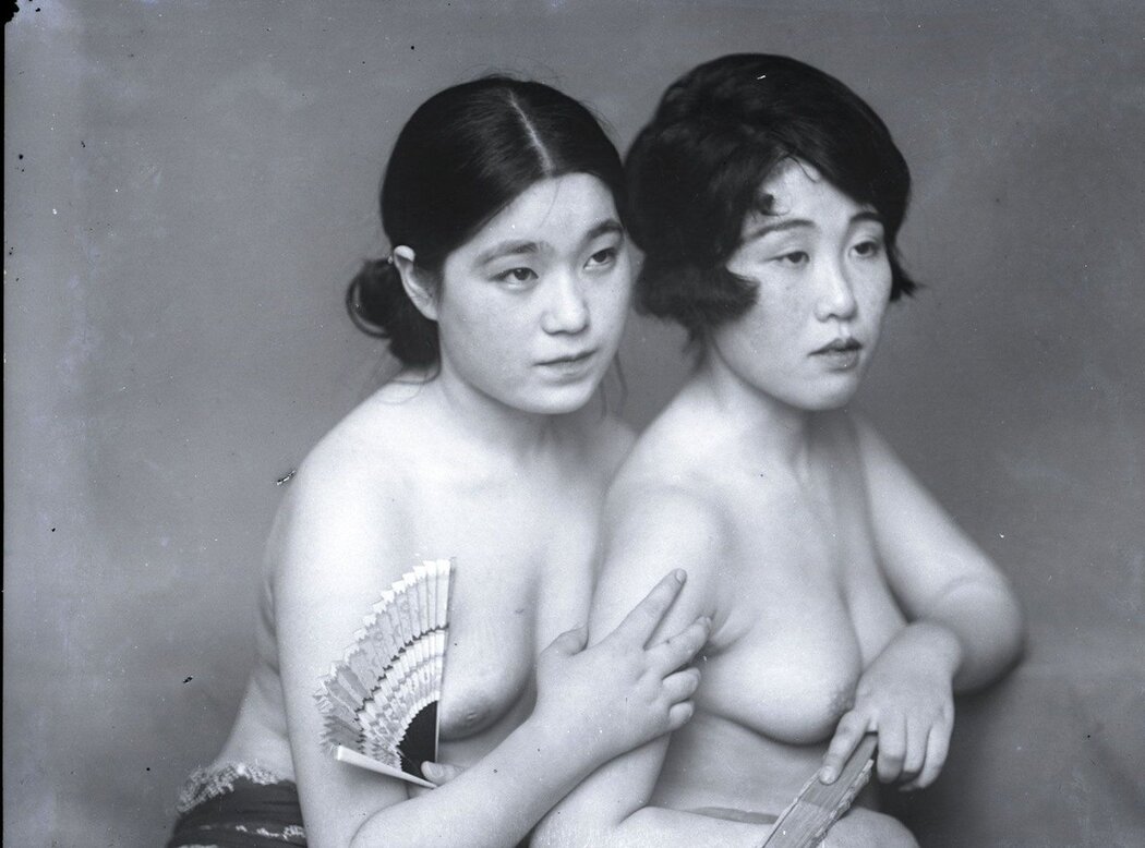 Naked Japanese Old Ladies
