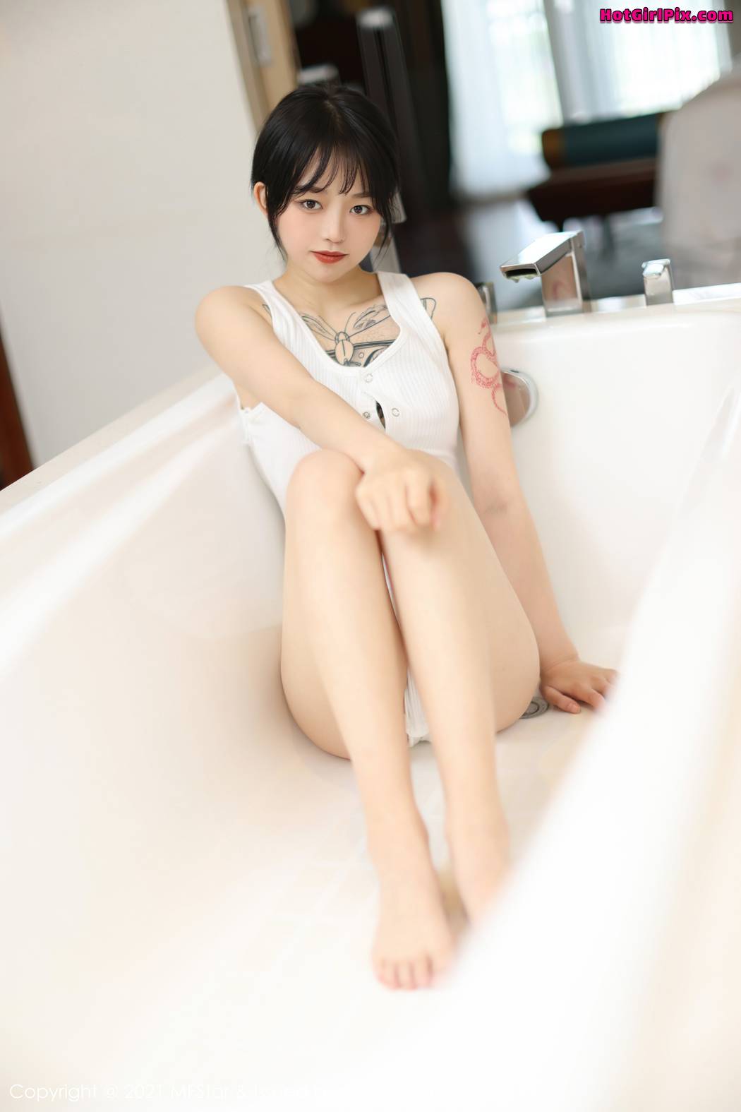 [MFStar] Vol.496 Nai Ping Zi (奶瓶子)