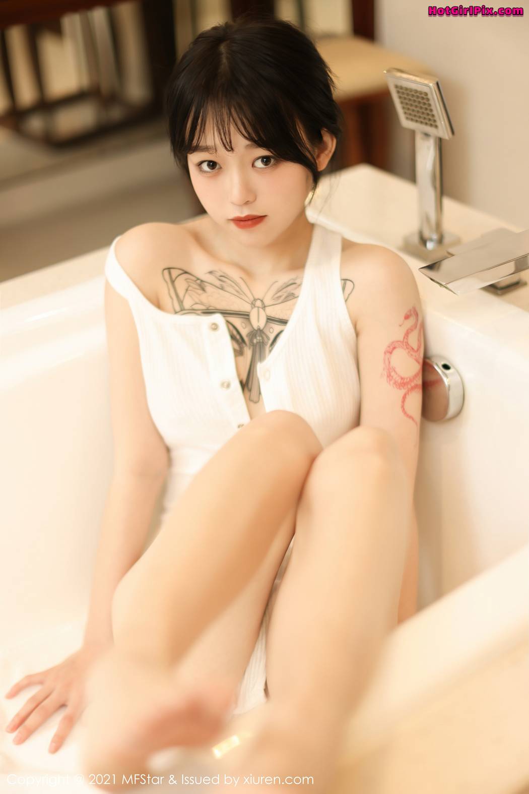 [MFStar] Vol.496 Nai Ping Zi (奶瓶子)
