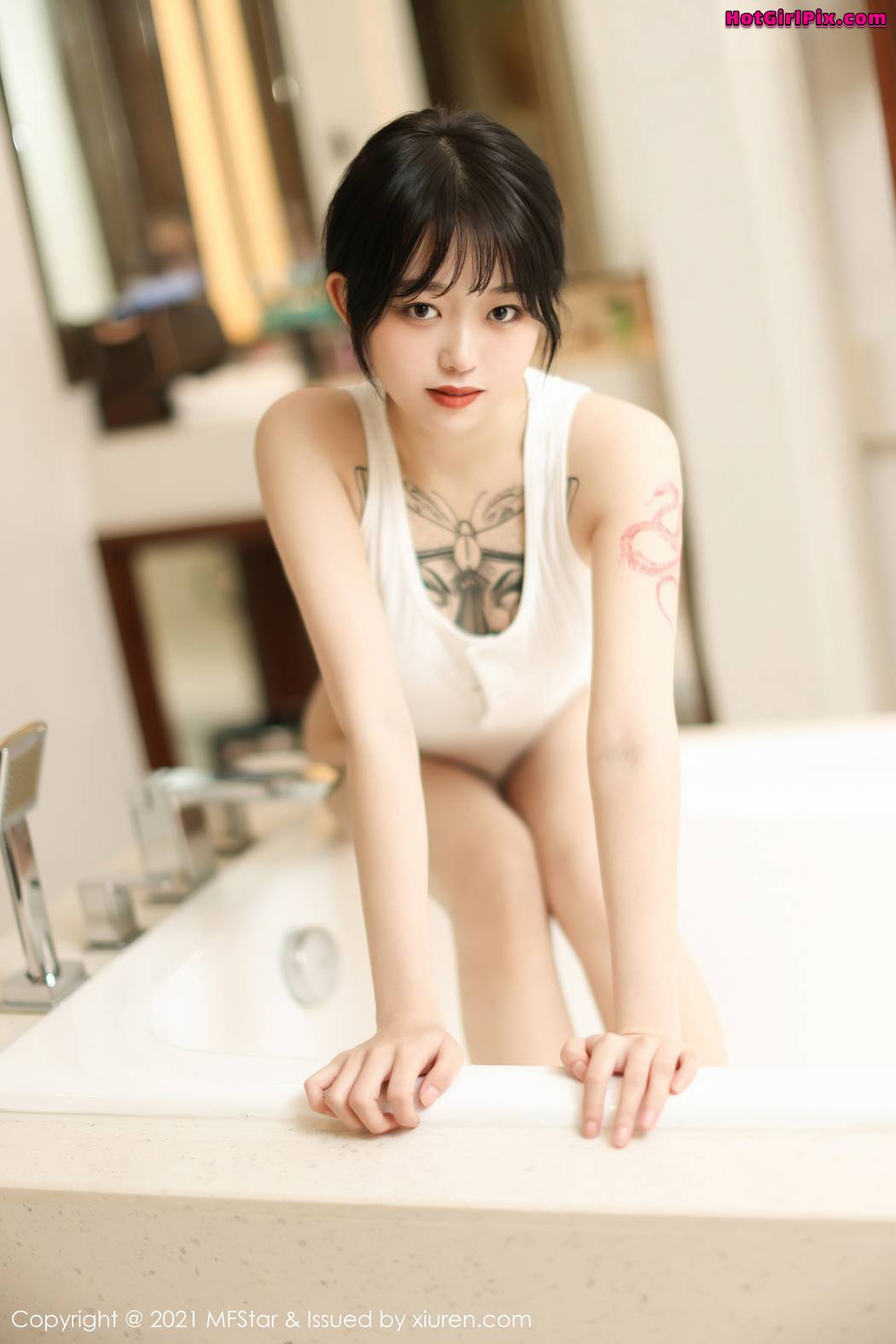 [MFStar] Vol.496 Nai Ping Zi (奶瓶子)
