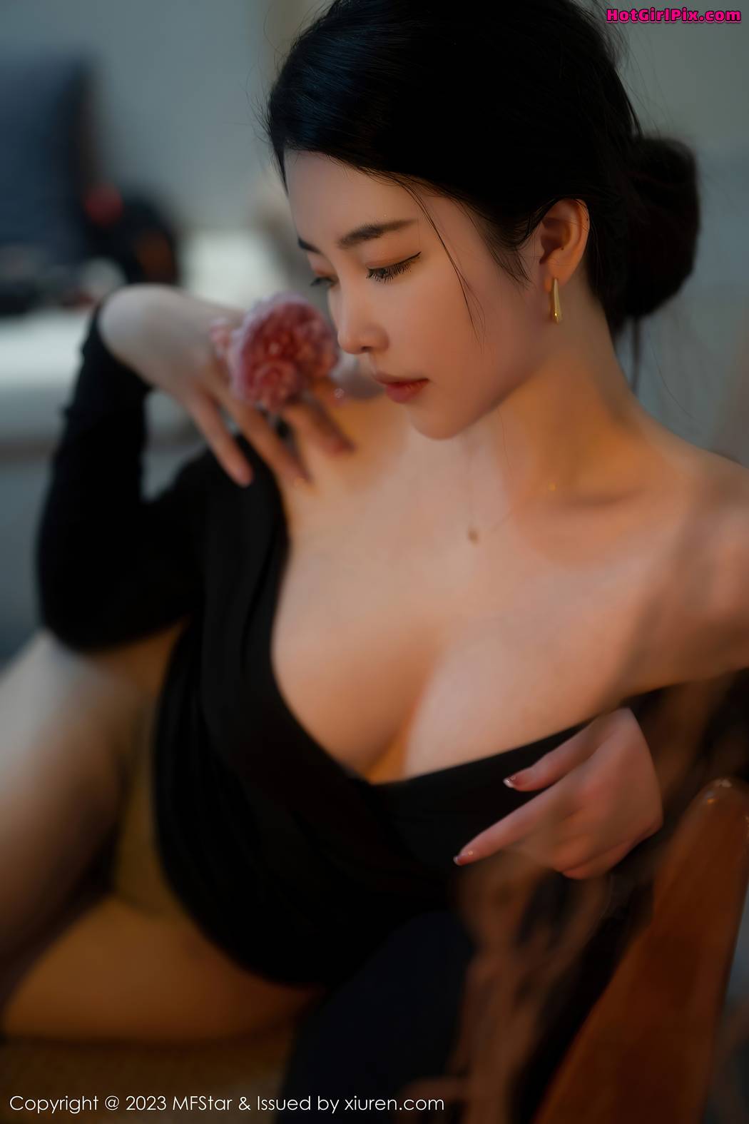 [MFStar] Vol.596 樱桃小犊子