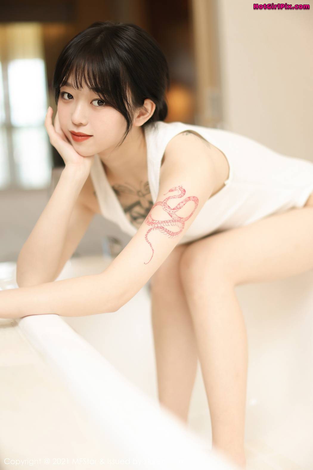 [MFStar] Vol.496 Nai Ping Zi (奶瓶子)