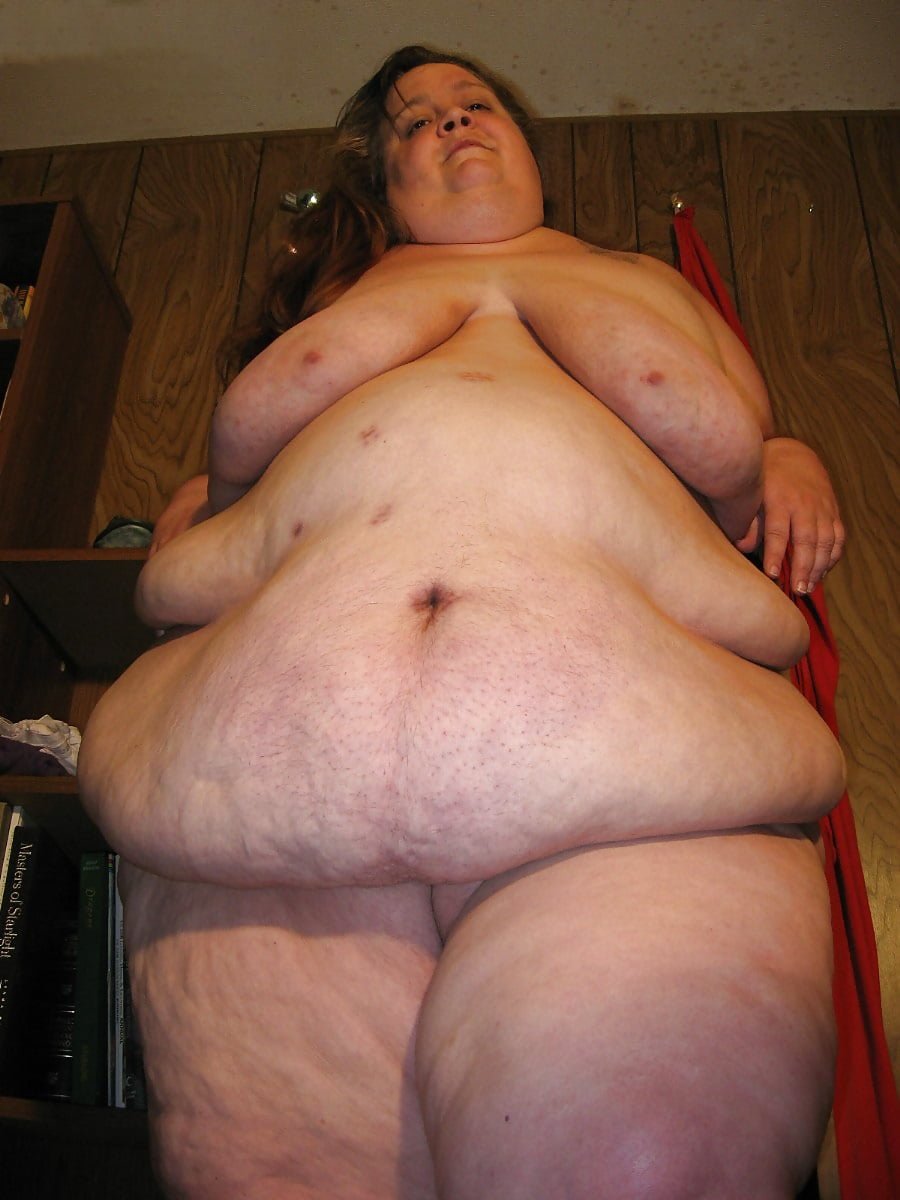 SUPER FAT NAKED CHICKS