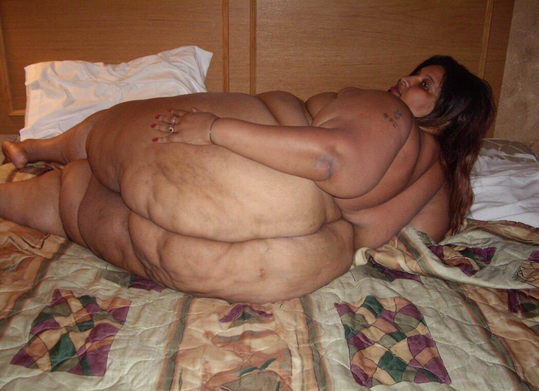SUPER FAT NAKED CHICKS