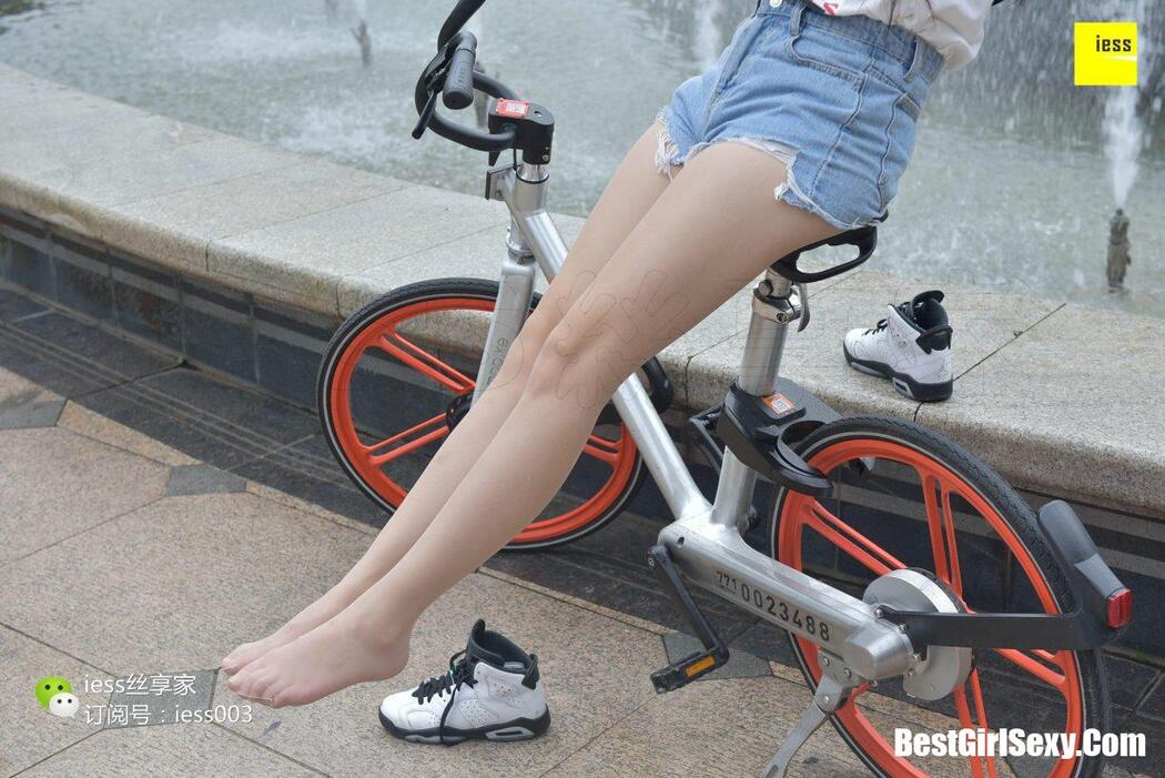 IESS异思趣向 SXJ.030 Xin Xin