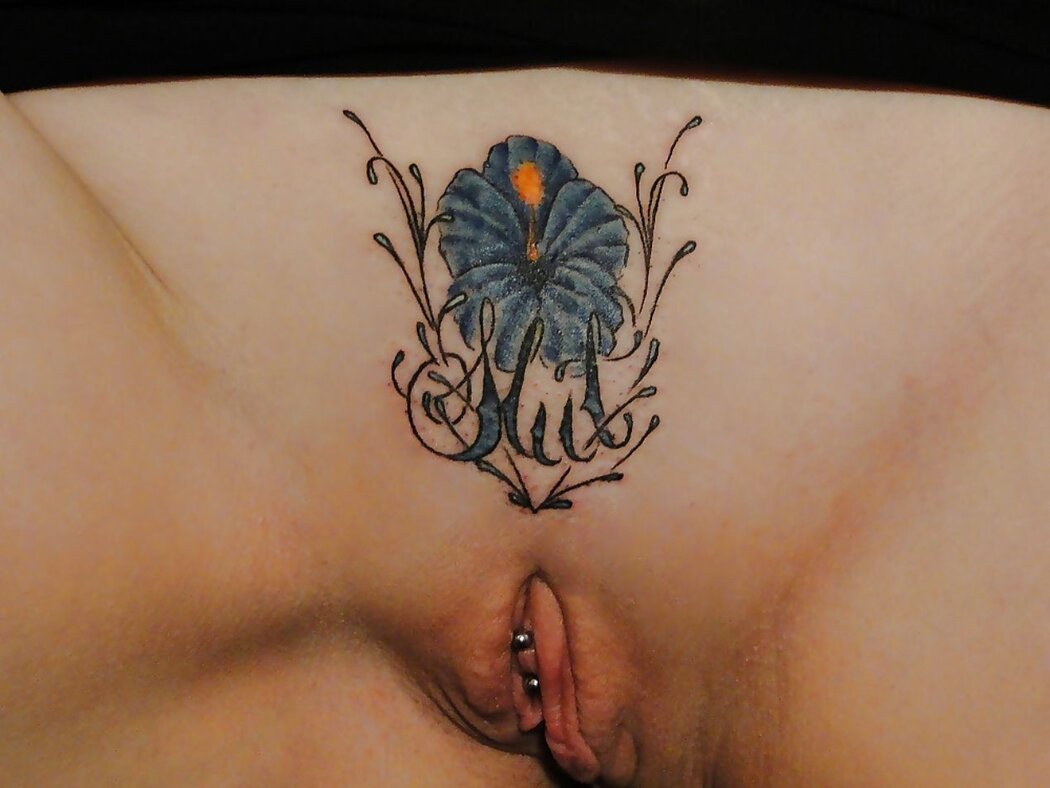 Intimate Tattoos On Pussy