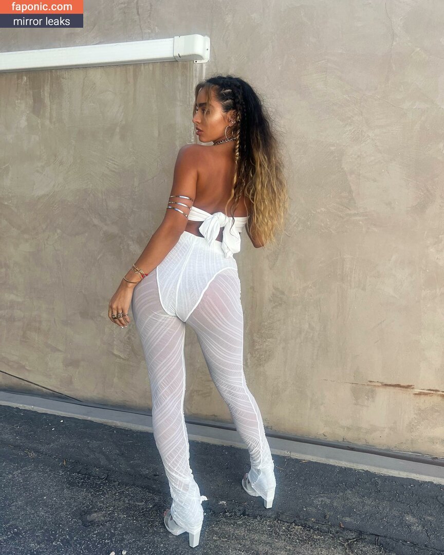 Sommer Ray