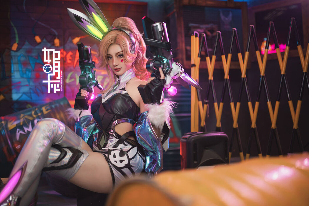 Coser@如月灰 – Battle Bunny Miss Fortune