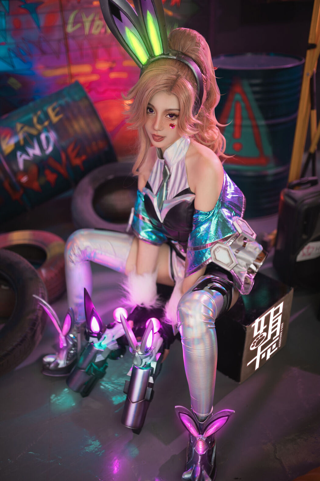 Coser@如月灰 – Battle Bunny Miss Fortune