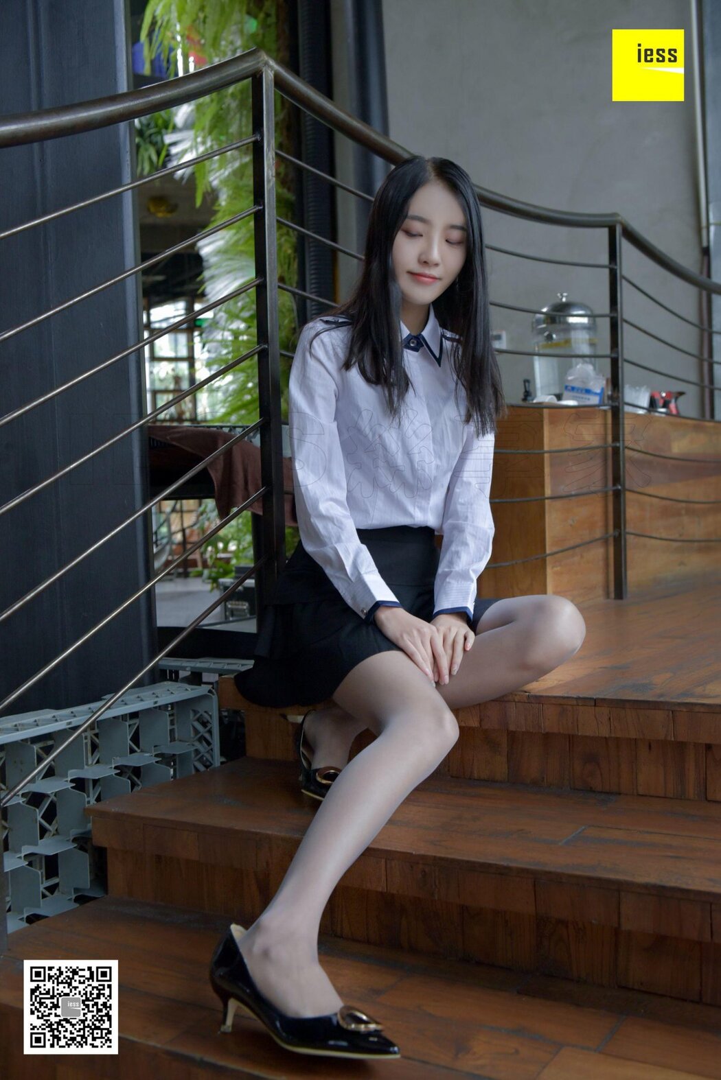 IESS异思趣向 SXJ.140 Wan Ping