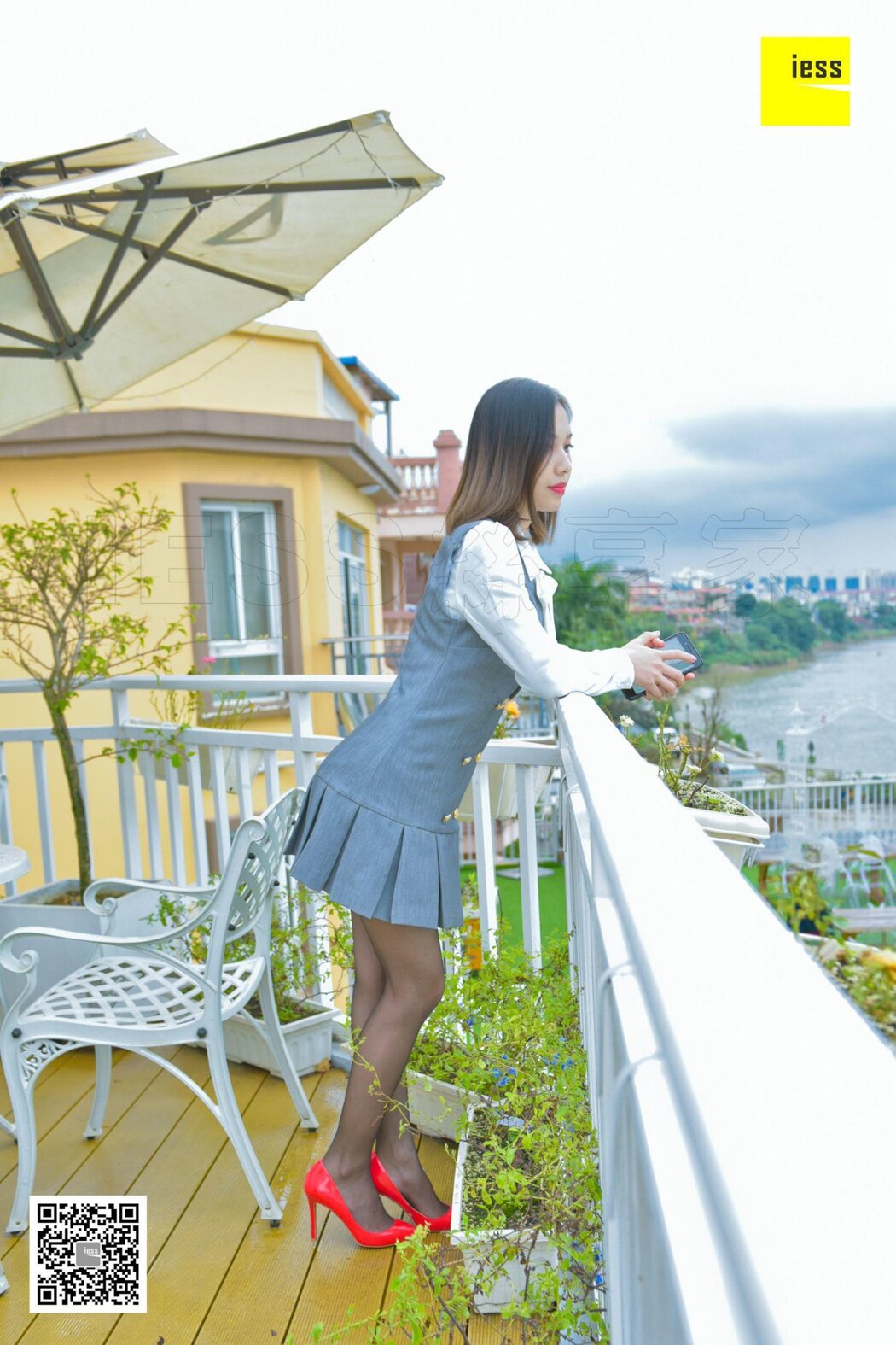 IESS异思趣向 SXJ.120 Jun Jun