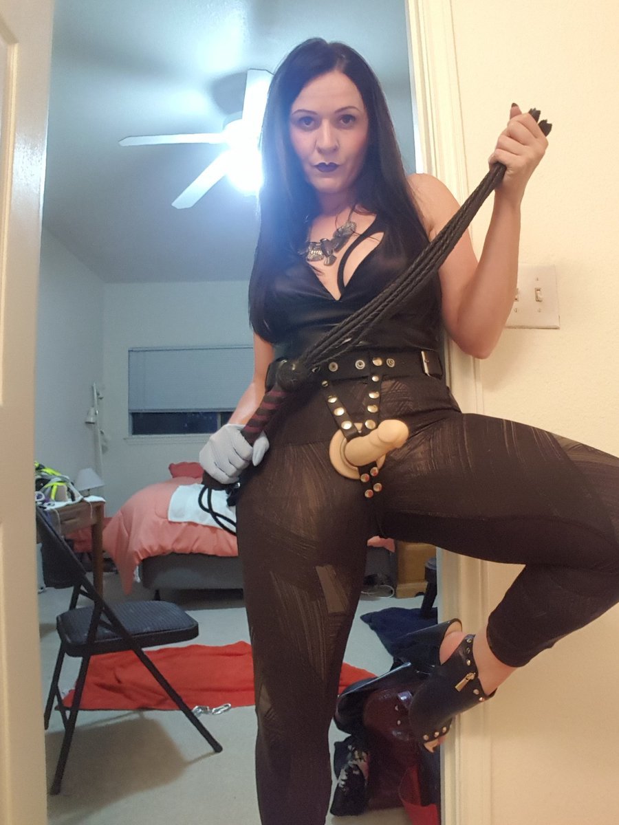 Mistress Strapon