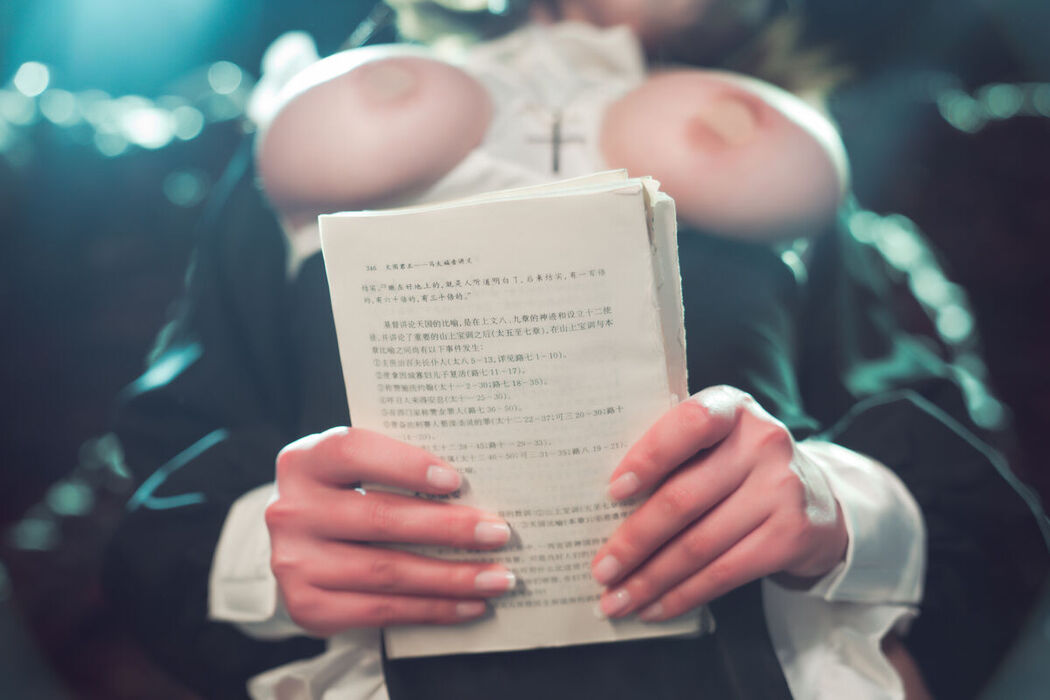 Coser@星澜是澜澜叫澜妹呀 – 克苏鲁修女 Part1