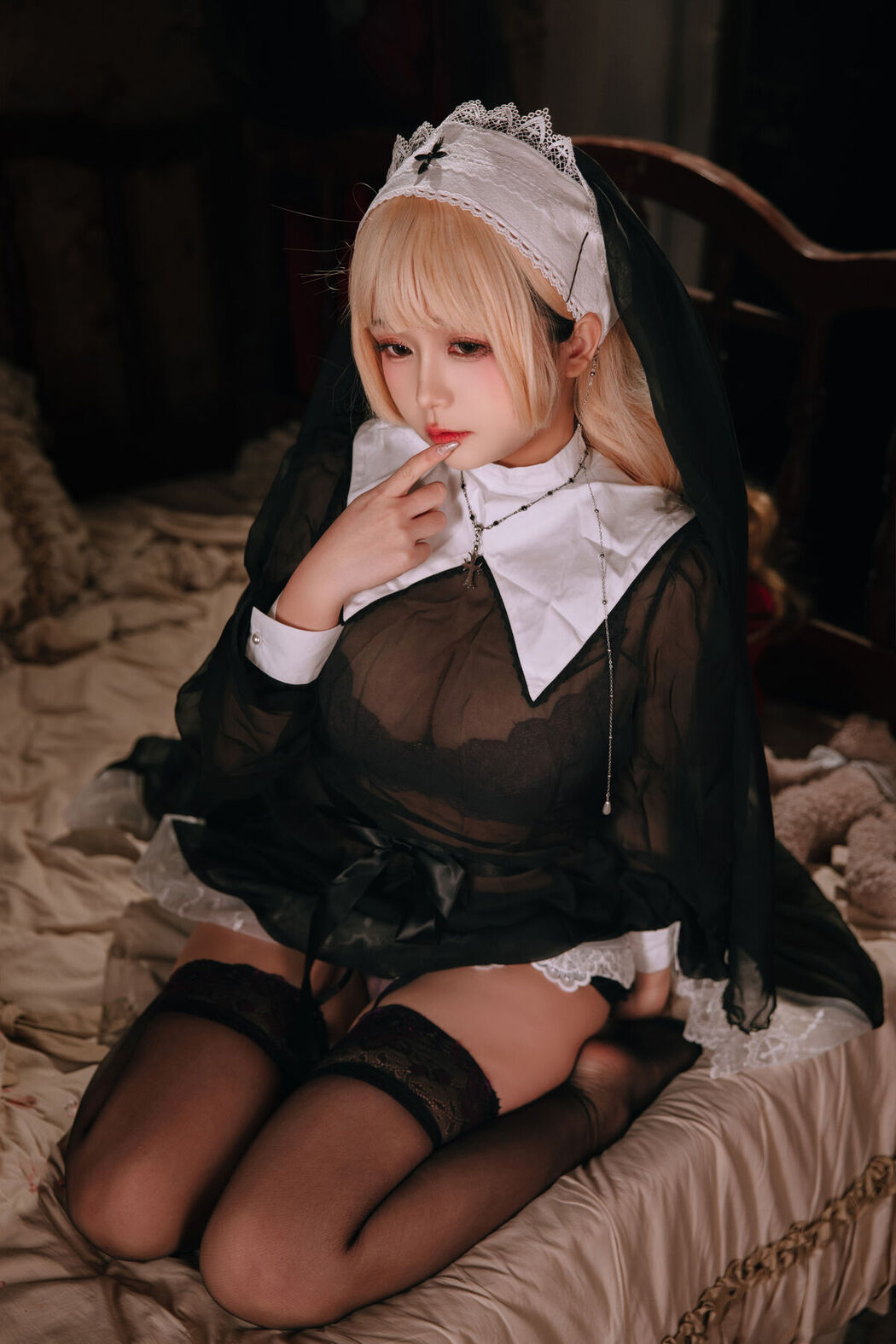 Coser@日奈娇 – 禁忌修女 Part1