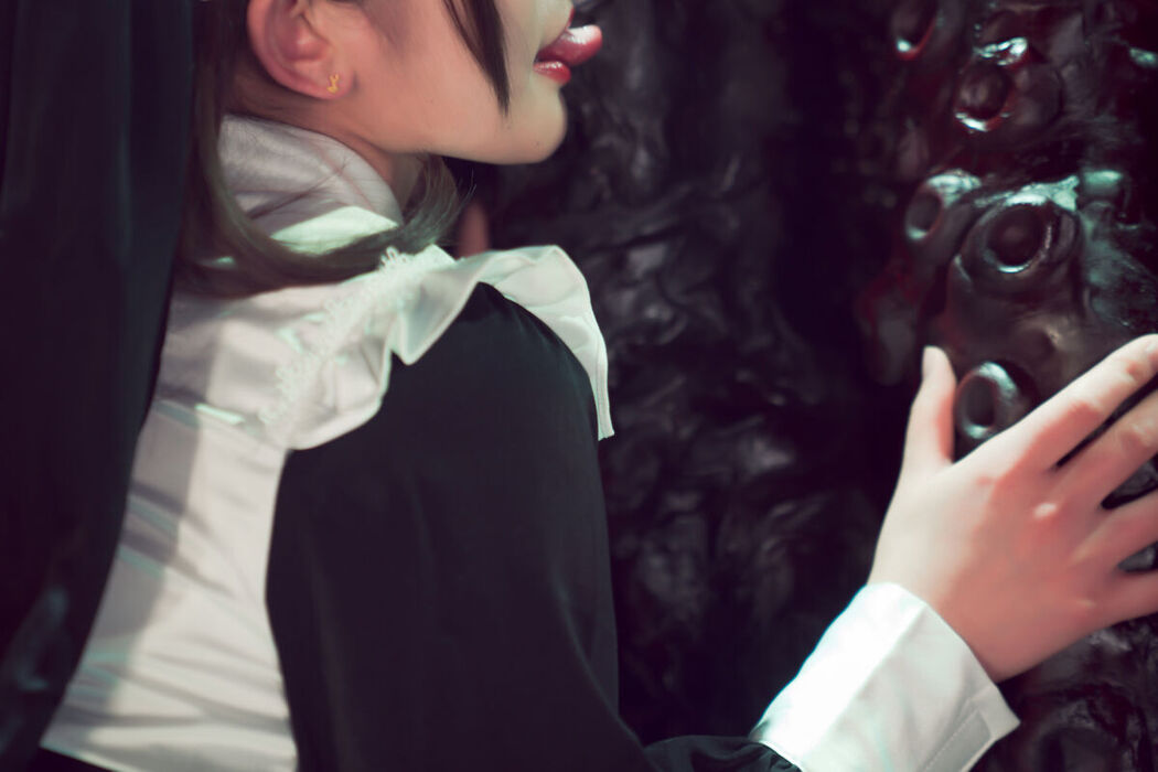 Coser@星澜是澜澜叫澜妹呀 – 克苏鲁修女 Part2