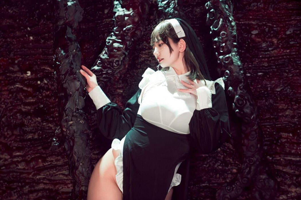 Coser@星澜是澜澜叫澜妹呀 – 克苏鲁修女 Part2