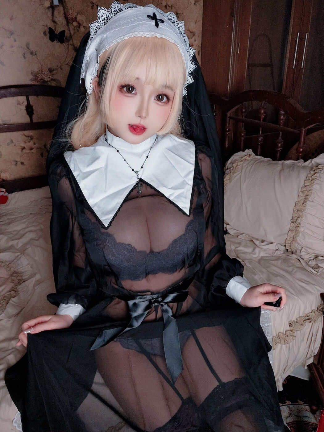Coser@日奈娇 – 禁忌修女 Part1