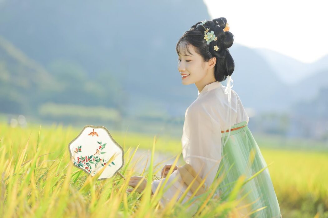 YiTuYu艺图语 Vol.1071 Ying Ying