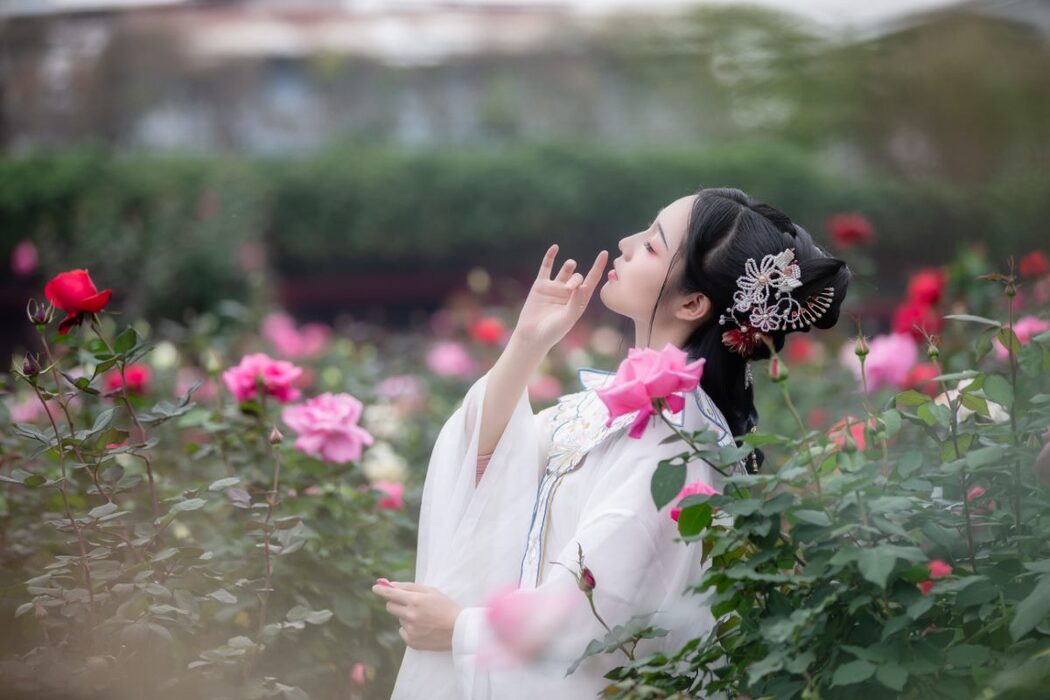 YiTuYu艺图语 Vol.1045 Rui Xue mizuyuki