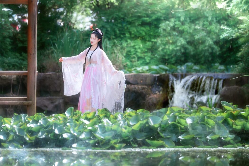YiTuYu艺图语 Vol.1033 Xiao Yu