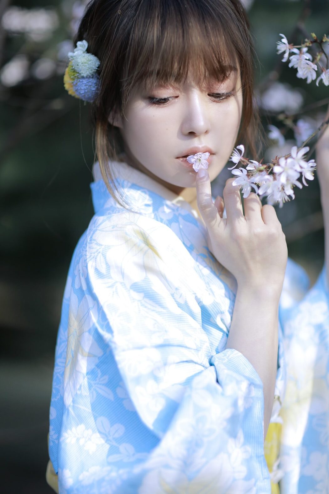 YiTuYu艺图语 Vol.1079 Qu Ling Xi