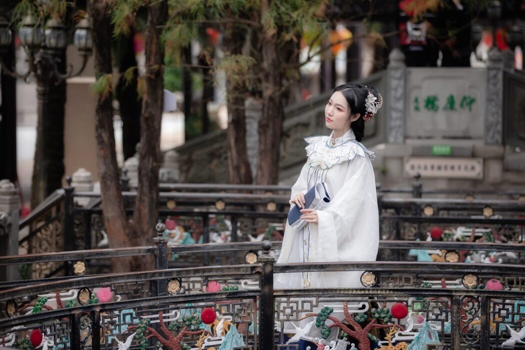 YiTuYu艺图语 Vol.1045 Rui Xue mizuyuki