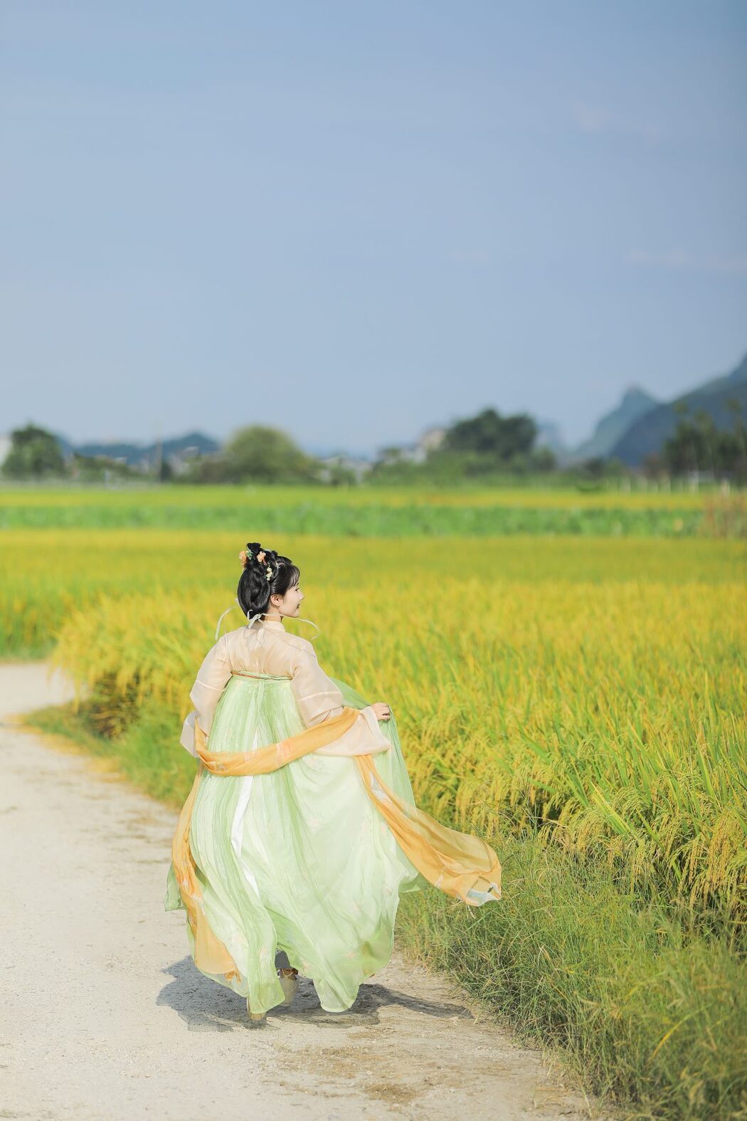 YiTuYu艺图语 Vol.1071 Ying Ying