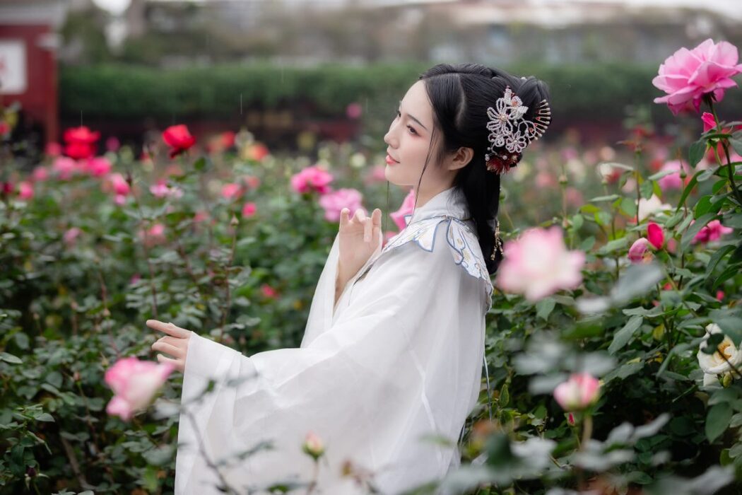 YiTuYu艺图语 Vol.1045 Rui Xue mizuyuki