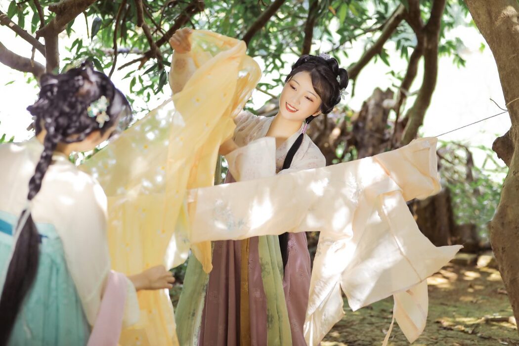 YiTuYu艺图语 Vol.1085 Qiu Da Da