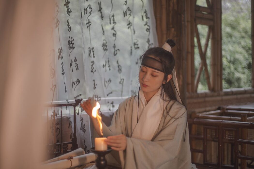 YiTuYu艺图语 Vol.1048 Wu Yue De San Hua Mao