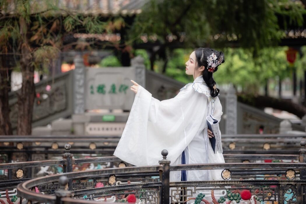 YiTuYu艺图语 Vol.1045 Rui Xue mizuyuki