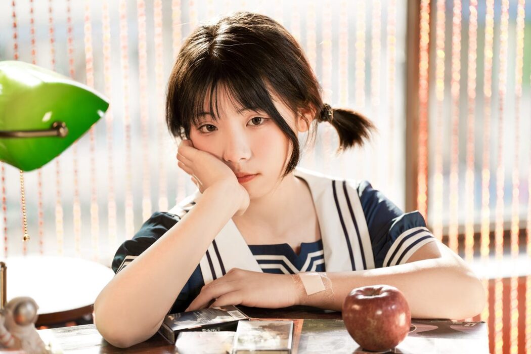 YiTuYu艺图语 Vol.1073 Yi Bao