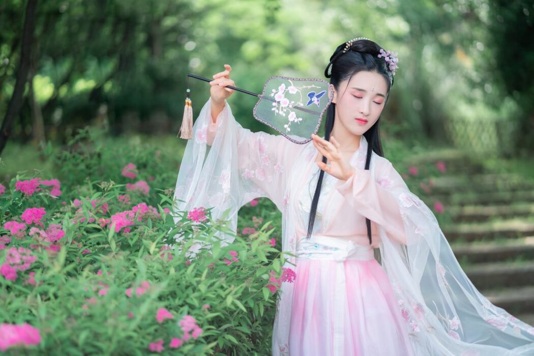 YiTuYu艺图语 Vol.1033 Xiao Yu