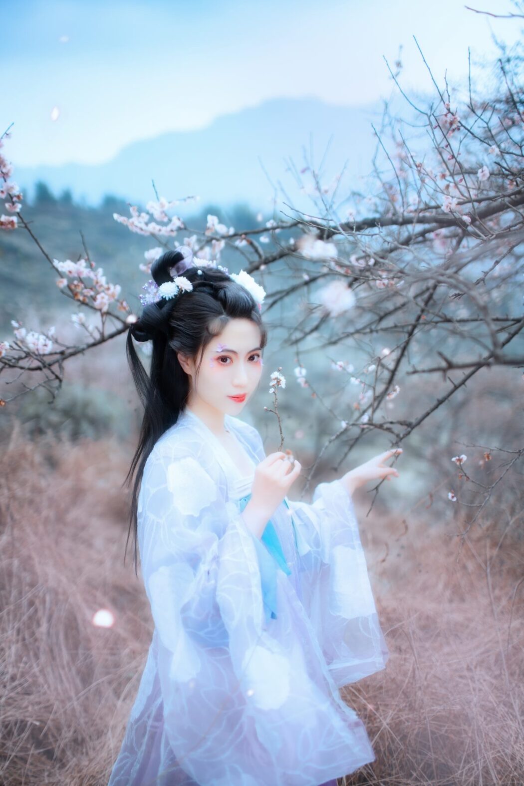 YiTuYu艺图语 Vol.1051 Chu Cha