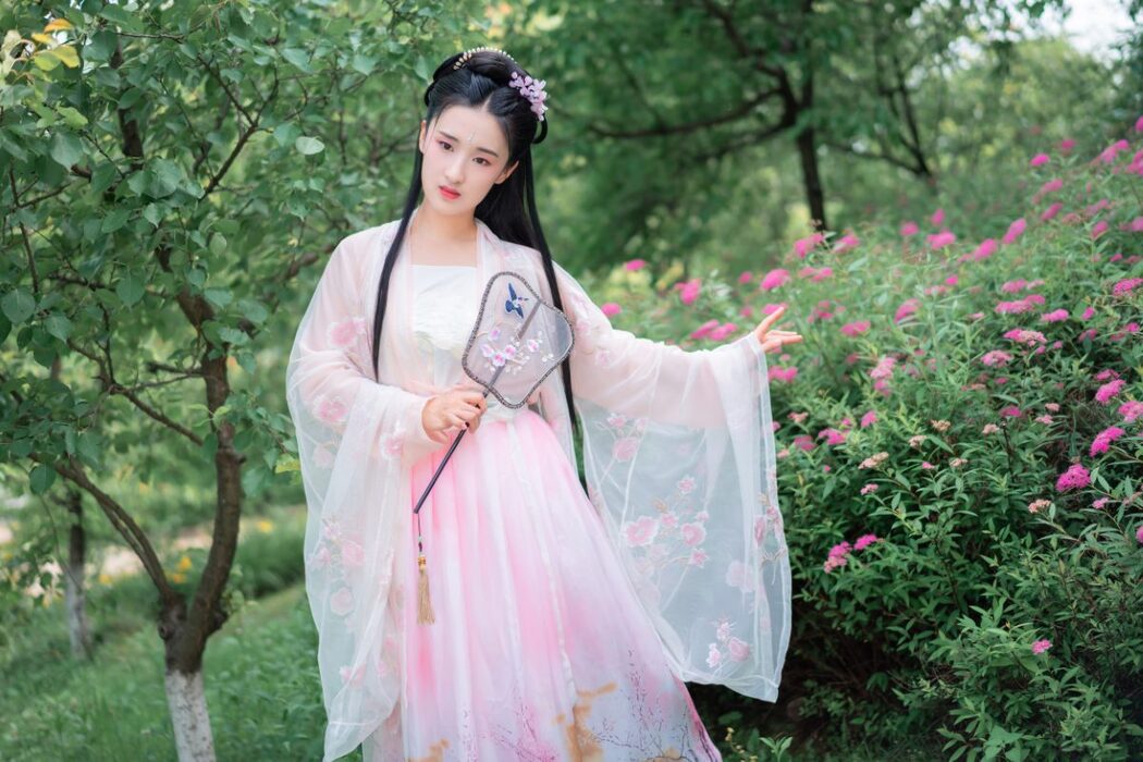 YiTuYu艺图语 Vol.1033 Xiao Yu