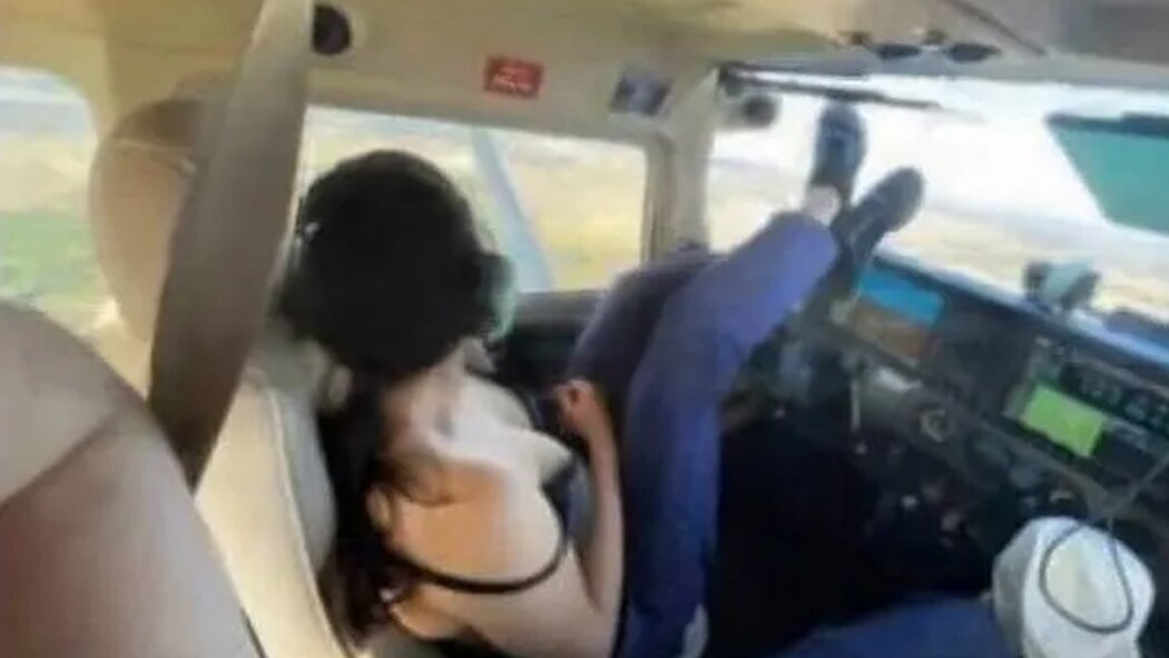 Airplane Sex