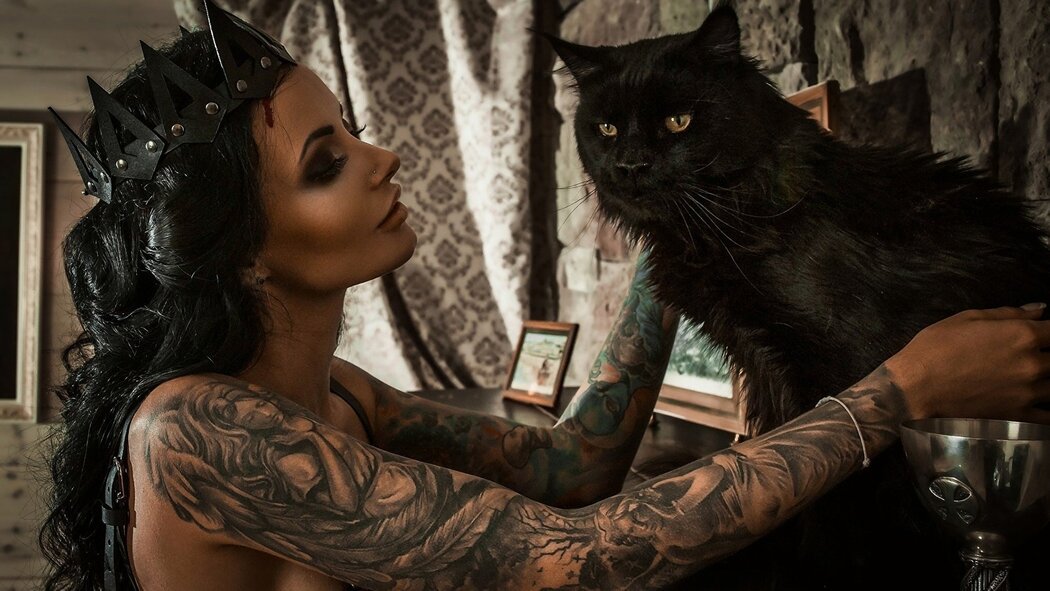 Anya Sugar