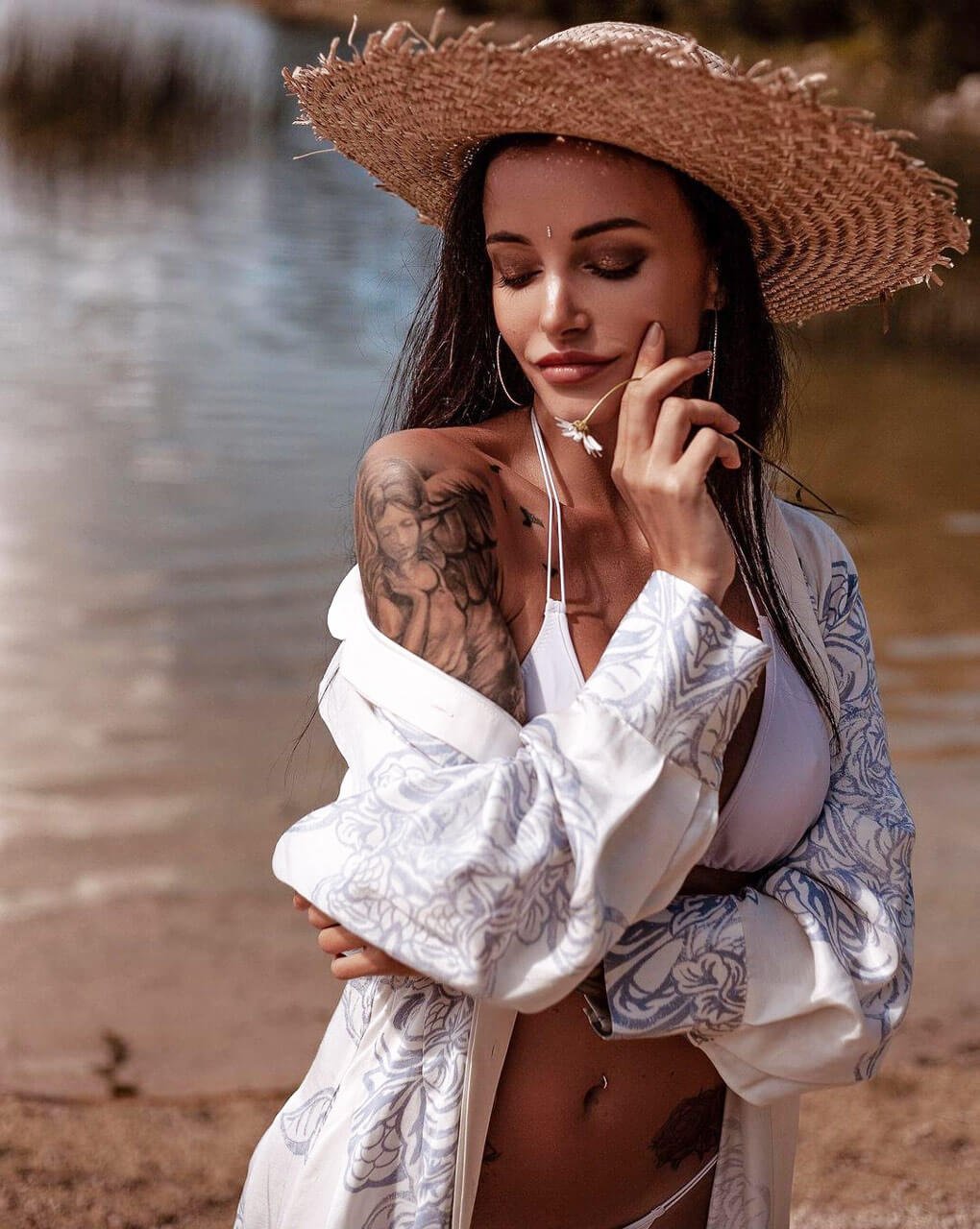 Anya Sugar