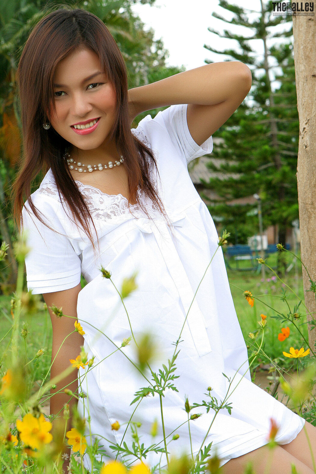 [The Black Alley] Linda Pongsai 01