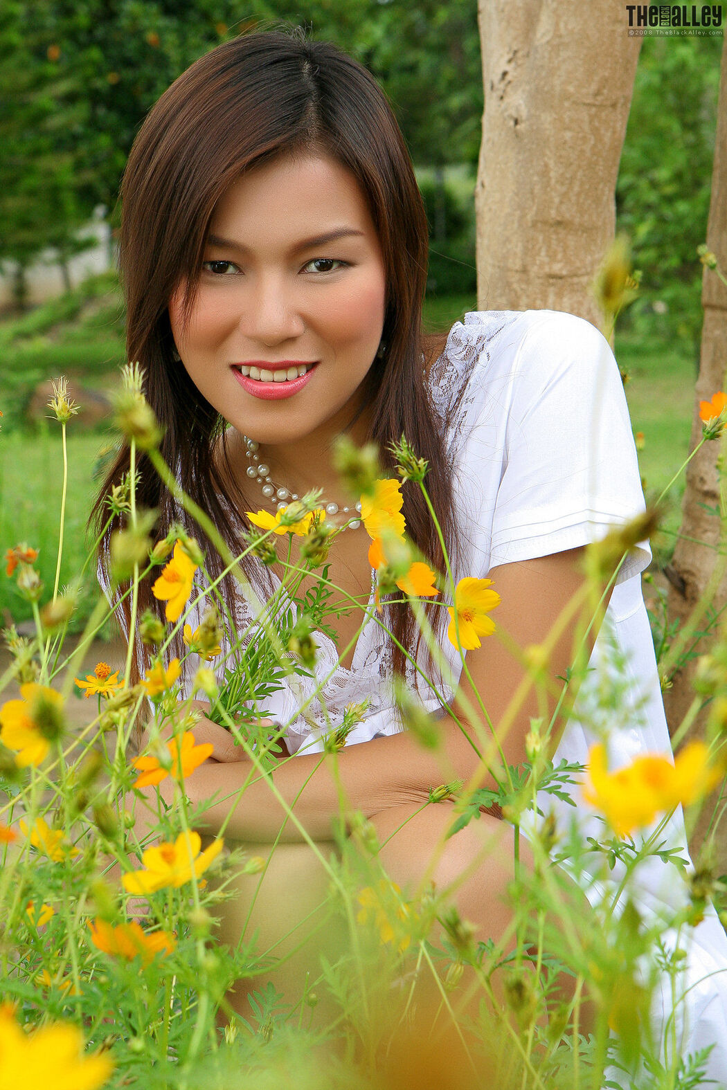 [The Black Alley] Linda Pongsai 01