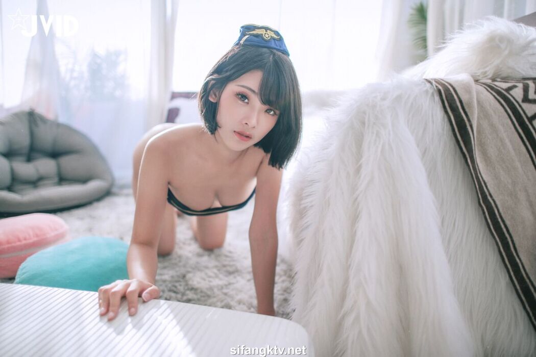 JVID Lu Lu Mi 露露咪 &#8211; 淫蕩美艷空姐的教育 性 Part4