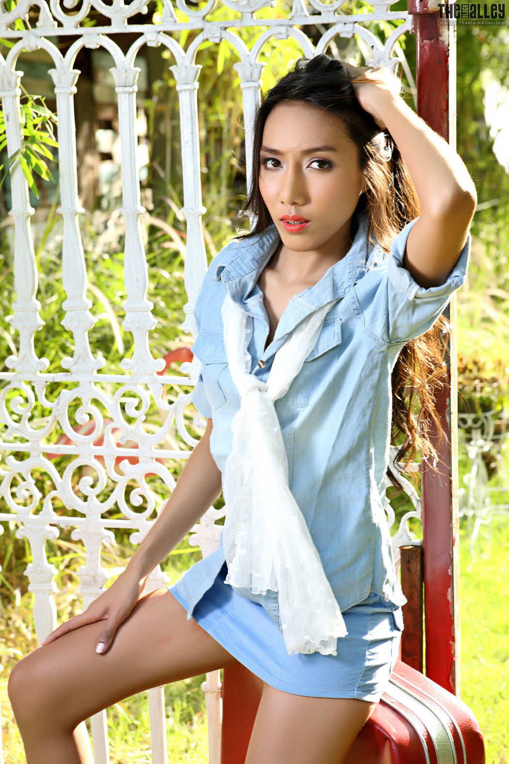 Arianna "The Cowboy Girl in the Sun" [The Black Alley]
