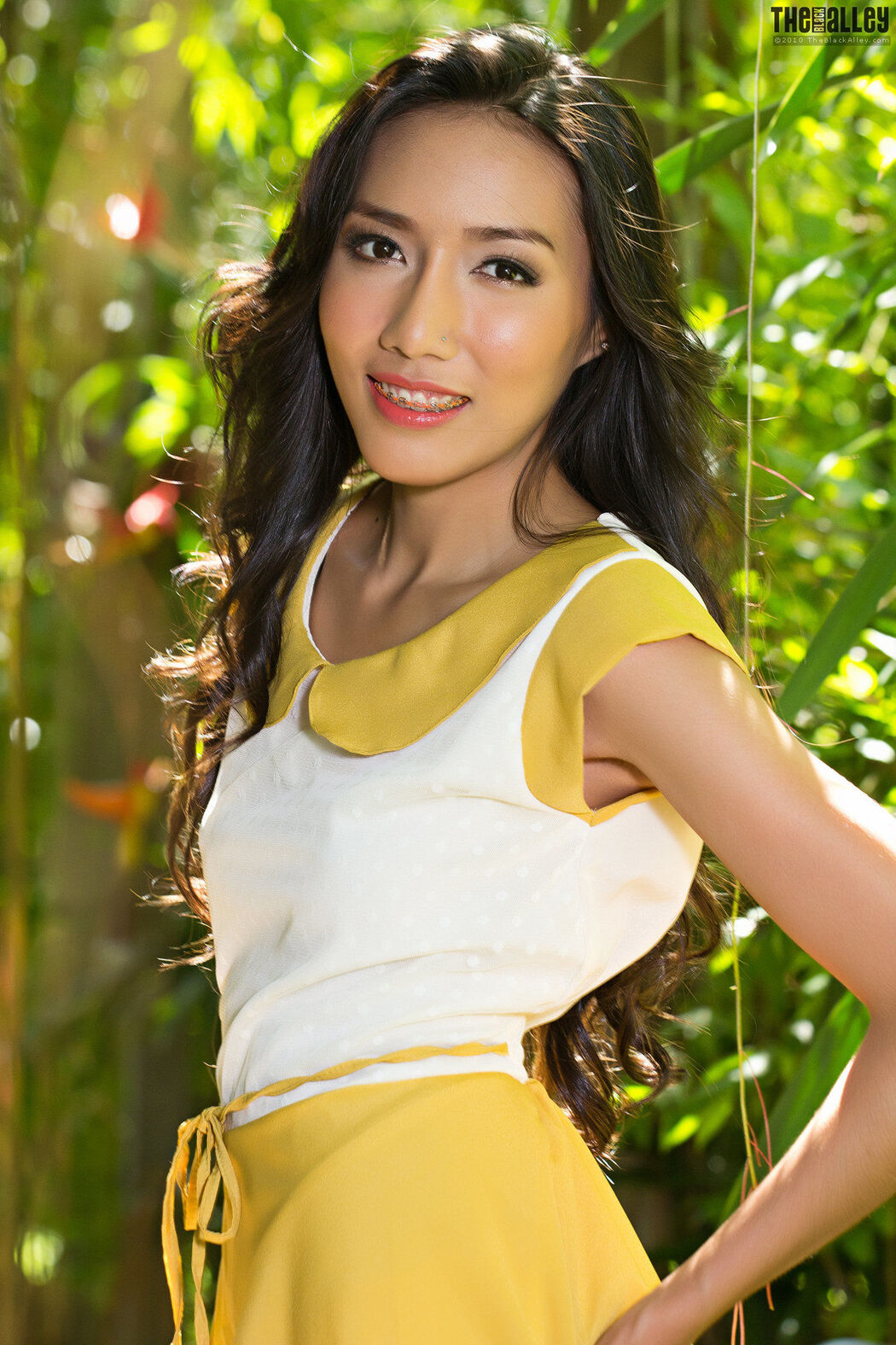 Arianna "Fresh Yellow Dress" [The Black Alley]