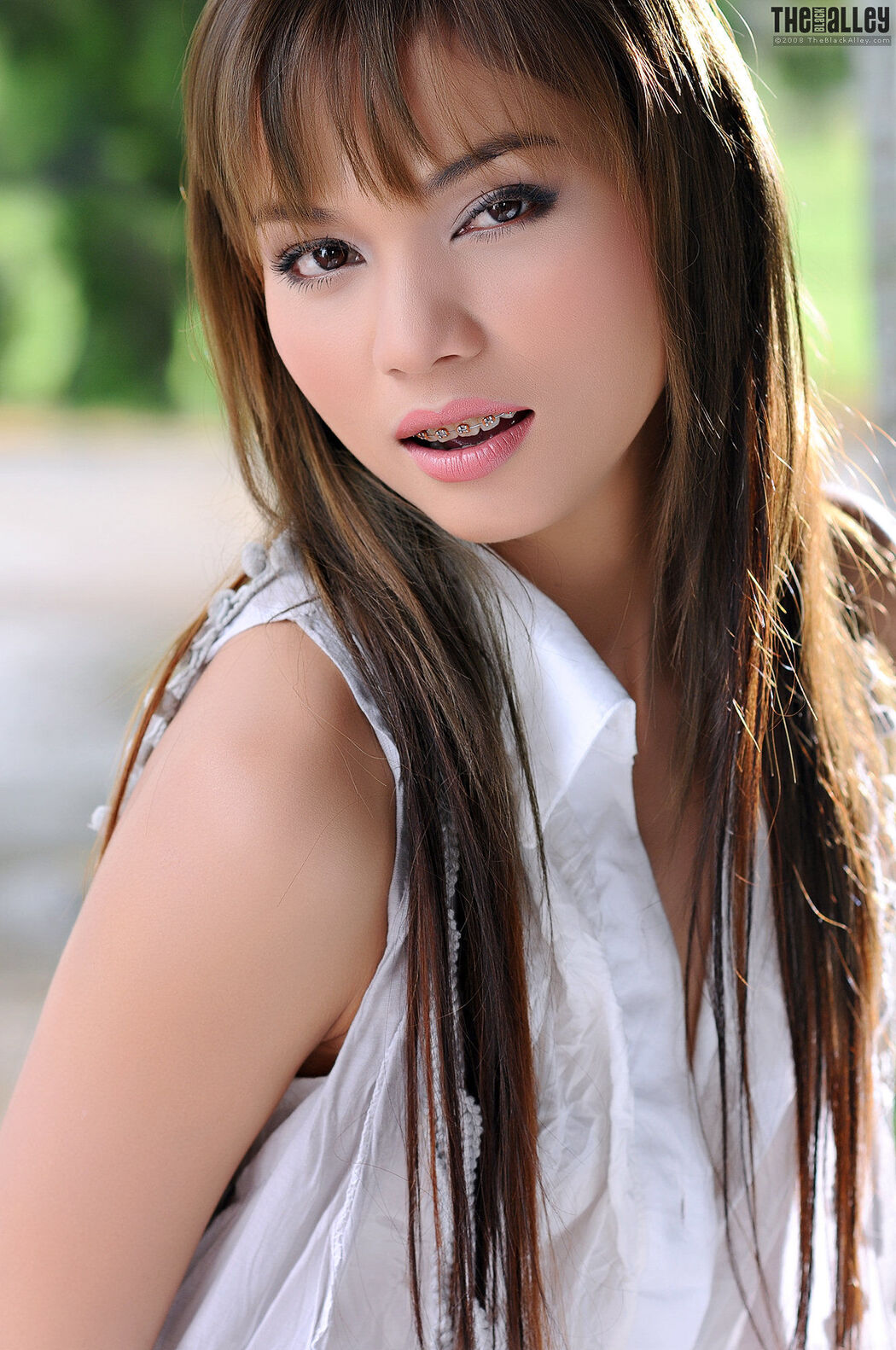 Daniella Lei "Sleeveless Long Shirt" [The Black Alley]