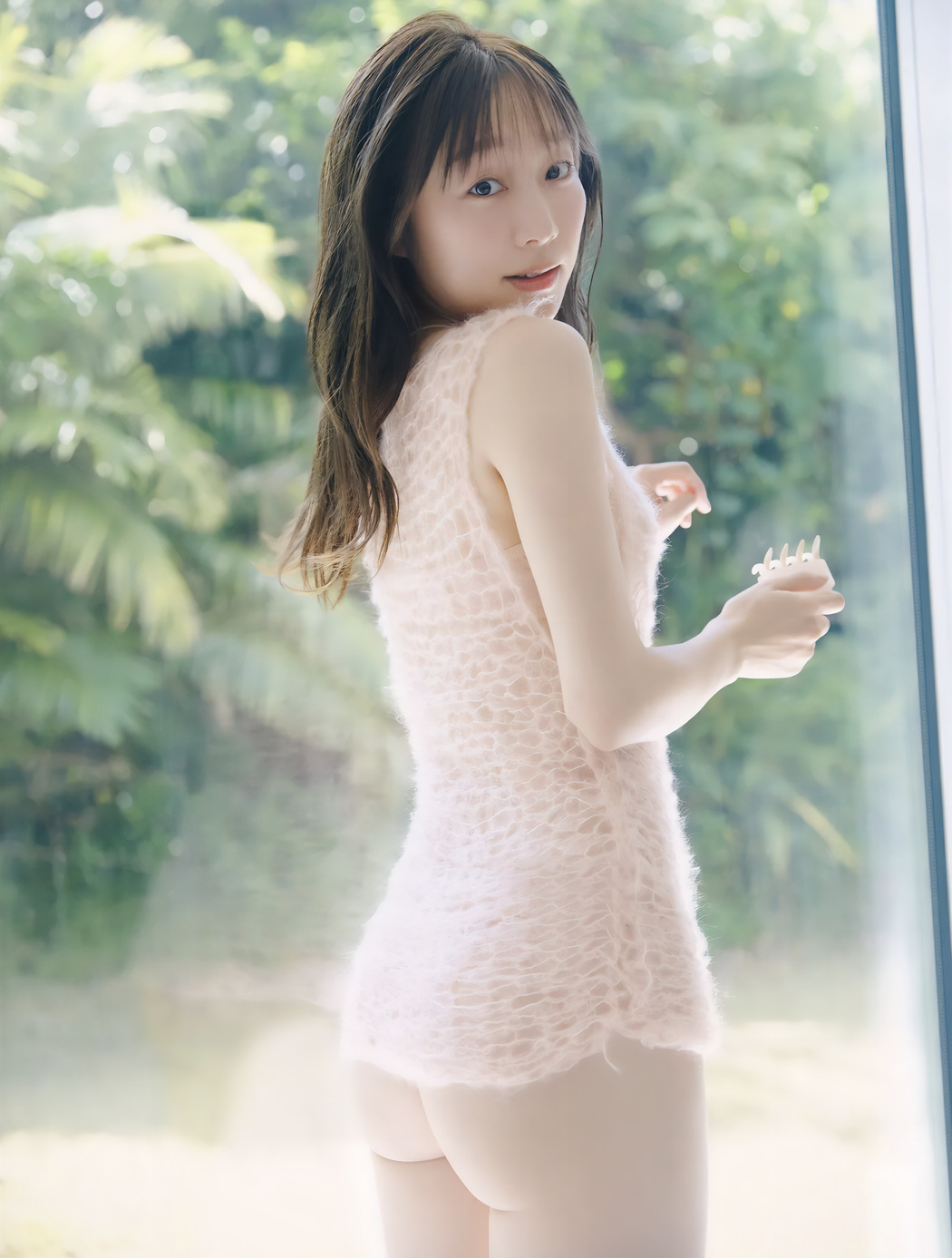 Akari Suda 須田亜香里, FRIDAY 2024.12.20 (フライデー 2024年12月20日号) – EVERIA.CLUB