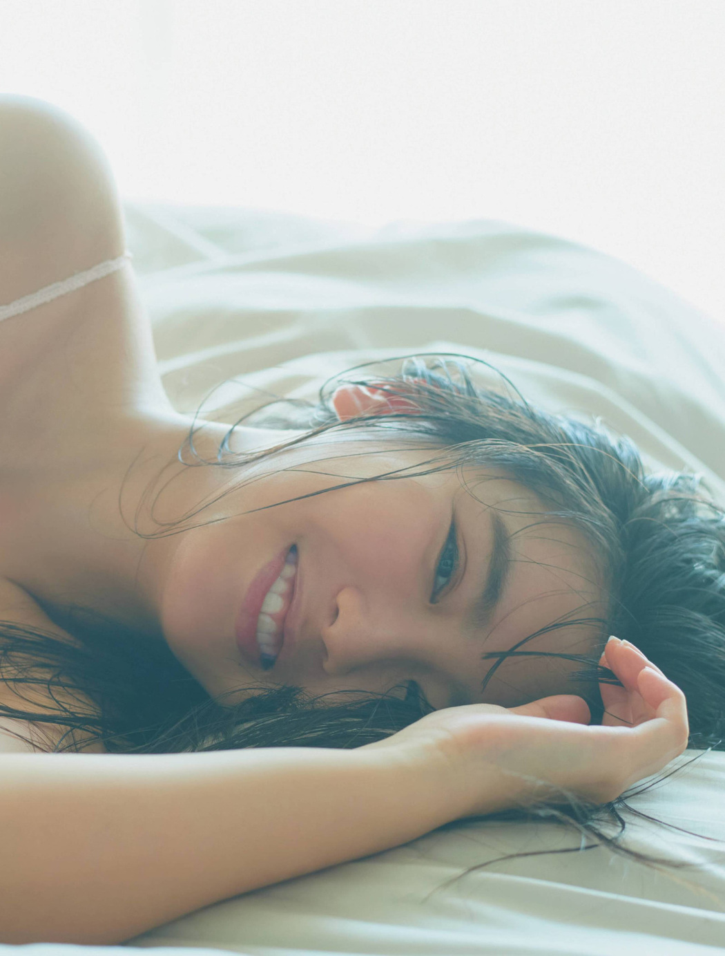 Aika Sawaguchi 沢口愛華, FRIDAY 2021.12.17 (フライデー 2021年12月17日号)
